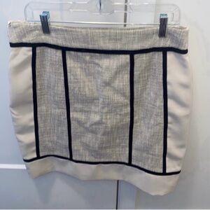 🌹 ANN TAYLOR Black and Cream Skirt - Size 12P